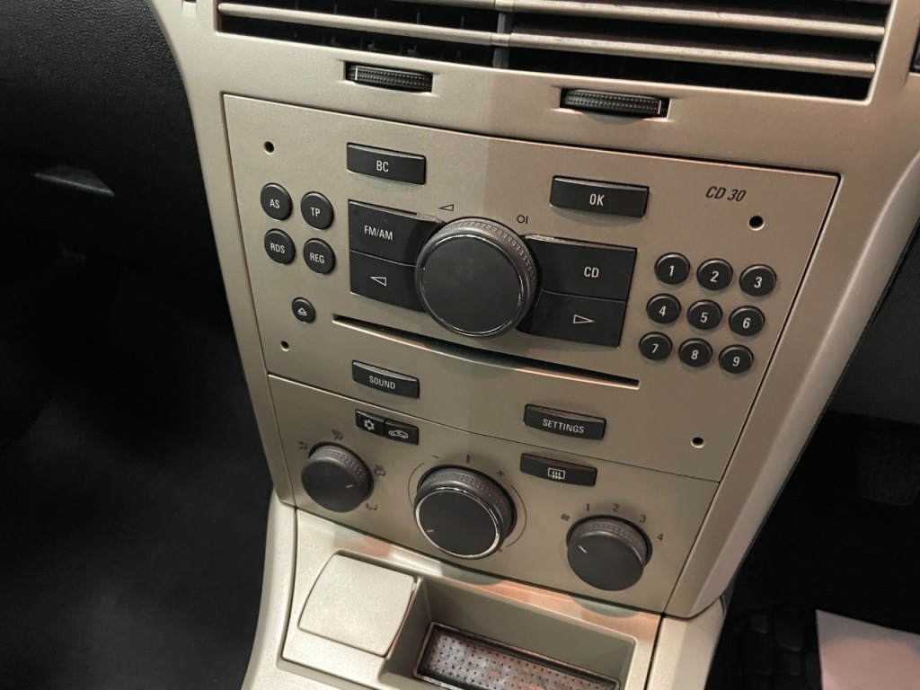 Used Vauxhall Astra 2007 for sale - 76945713: Photo 12