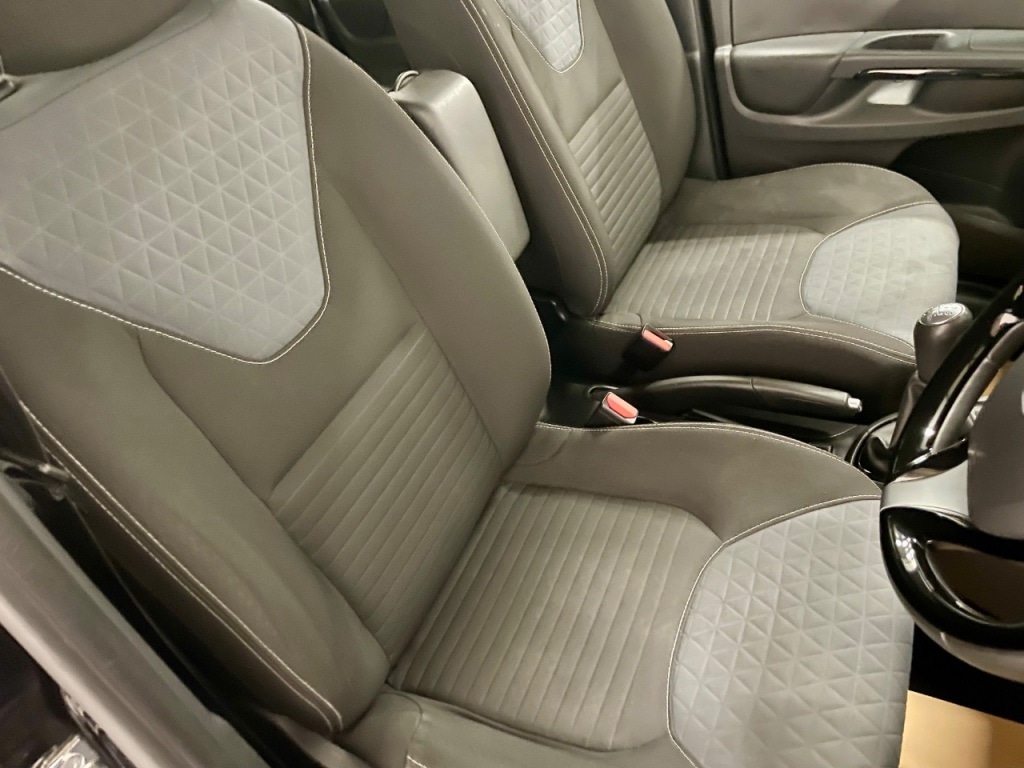 Used Renault Clio 2015 for sale - 76972880: Photo 12