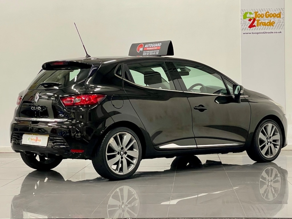 Used Renault Clio 2015 for sale - 76972880: Photo 6