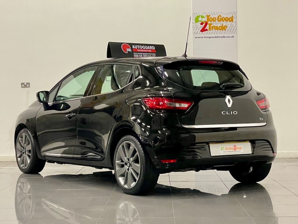 Used Renault Clio 2015 for sale - 76972880: Photo 9
