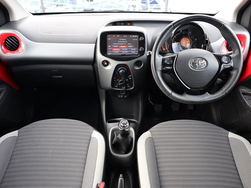 Used Toyota AYGO 2019 for sale - 76348552: Photo 4