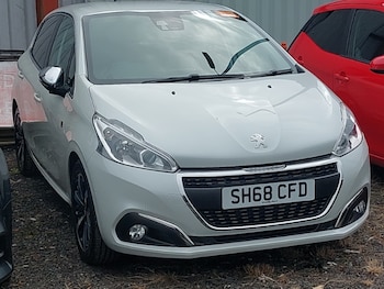 Peugeot - 208