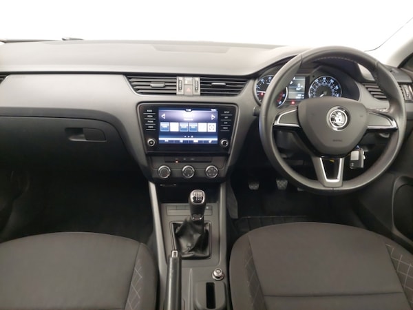 Used Skoda Octavia 2017 for sale - 76285720: Photo 2