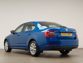 Used Skoda Octavia 2017 for sale - 76285720: Photo 3