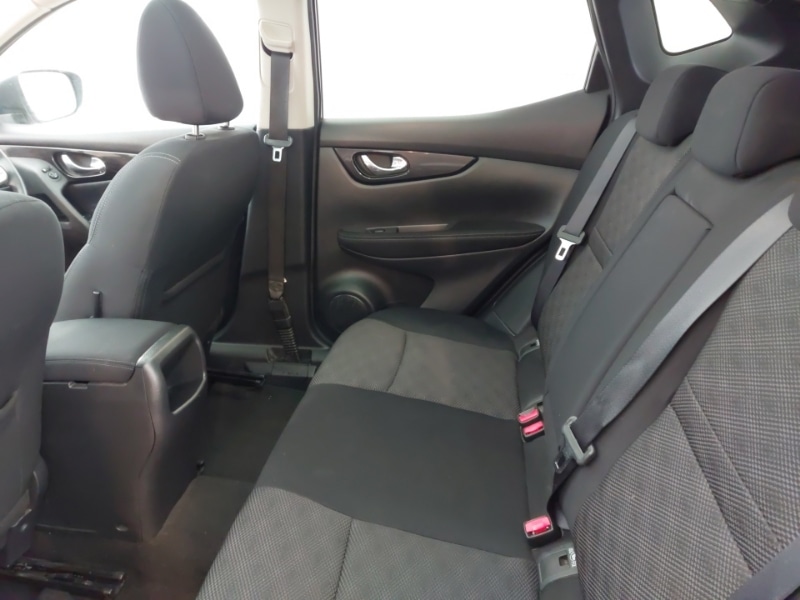 Used Nissan Qashqai 2017 for sale - 77108295: Photo 6