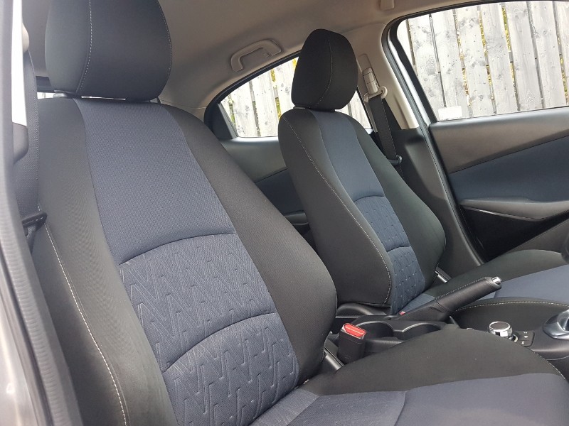 Used Mazda Mazda2 2015 for sale - 76401110: Photo 12