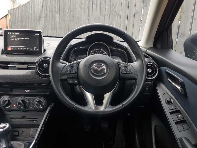 Used Mazda Mazda2 2015 for sale - 76401110: Photo 7