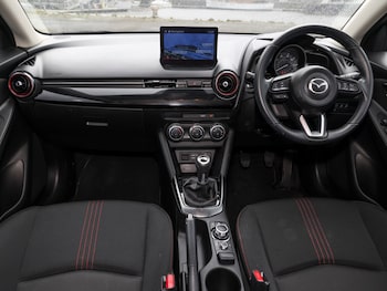 Used Mazda Mazda2 2024 for sale - 76187781: Photo 2
