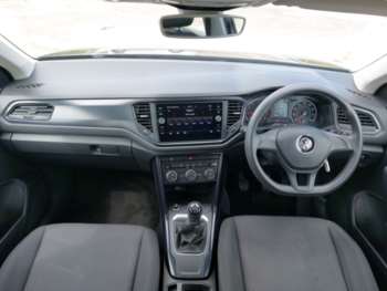 Used Volkswagen T-Roc 2018 for sale - 74690694: Photo