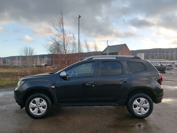 Used Dacia Duster 2021 for sale - 77189822: Photo