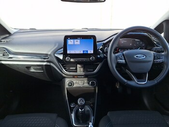 Used Ford Fiesta 2018 for sale - 78704003: Photo