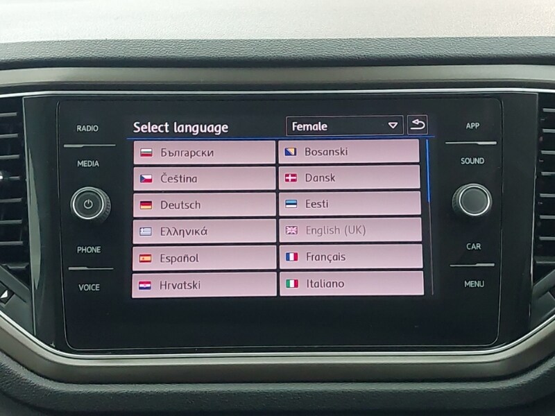 Used Volkswagen T-Roc 2018 for sale - 76125513: Photo 16