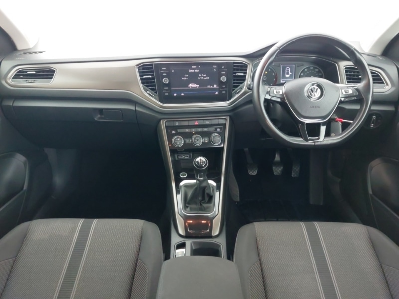 Used Volkswagen T-Roc 2018 for sale - 76125513: Photo 2