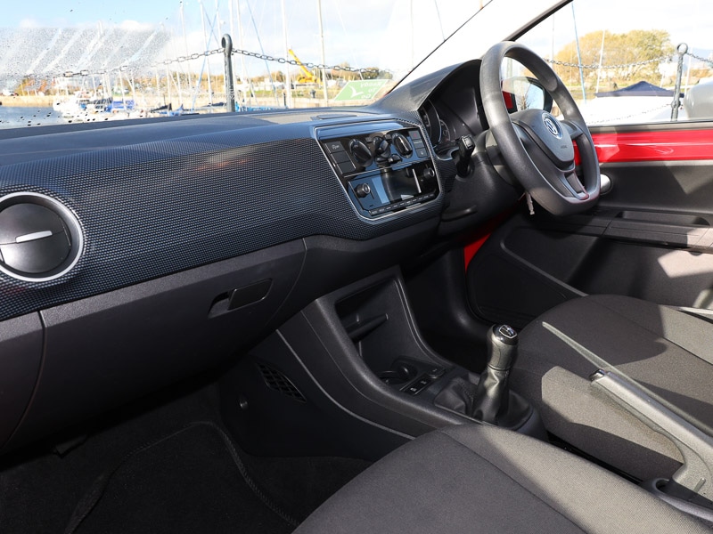 Used Volkswagen up! 2019 for sale - 76414430: Photo 2