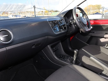 Used Volkswagen up! 2019 for sale - 76414430: Photo