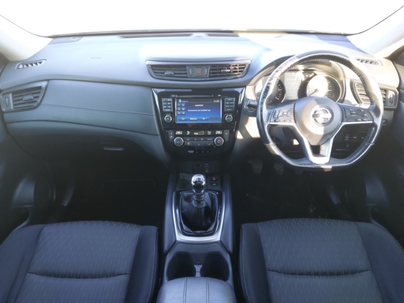 Used Nissan X-Trail 2017 for sale - 76579444: Photo 2