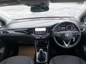 Used Vauxhall Astra 2018 for sale - 77664199: Photo