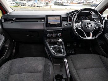 Used Renault Clio 2020 for sale - 76188341: Photo