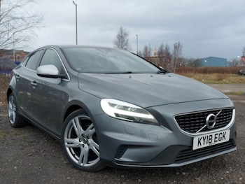 Used Volvo V40 2018 for sale - 77405262: Photo