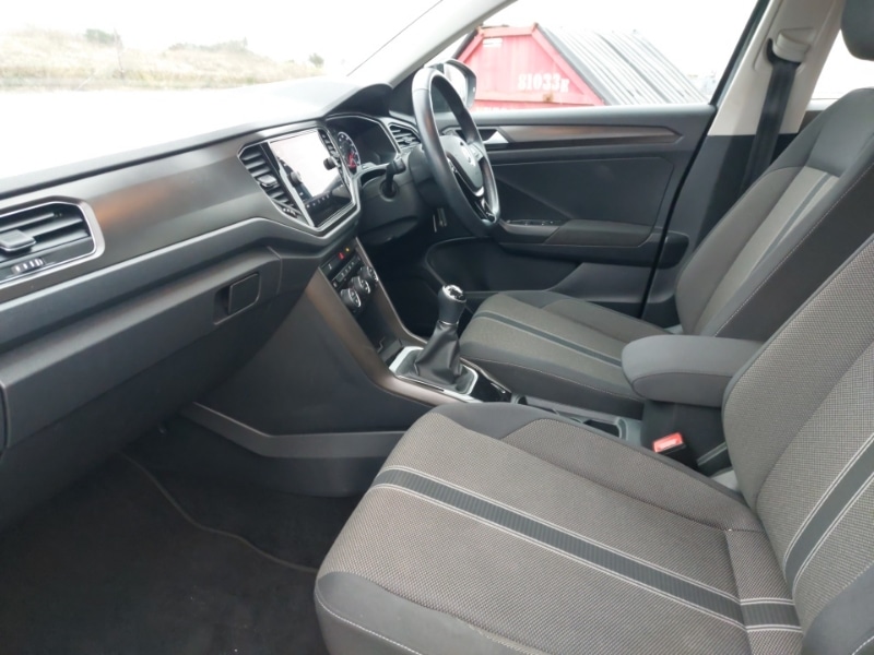 Used Volkswagen T-Roc 2020 for sale - 77047065: Photo 5