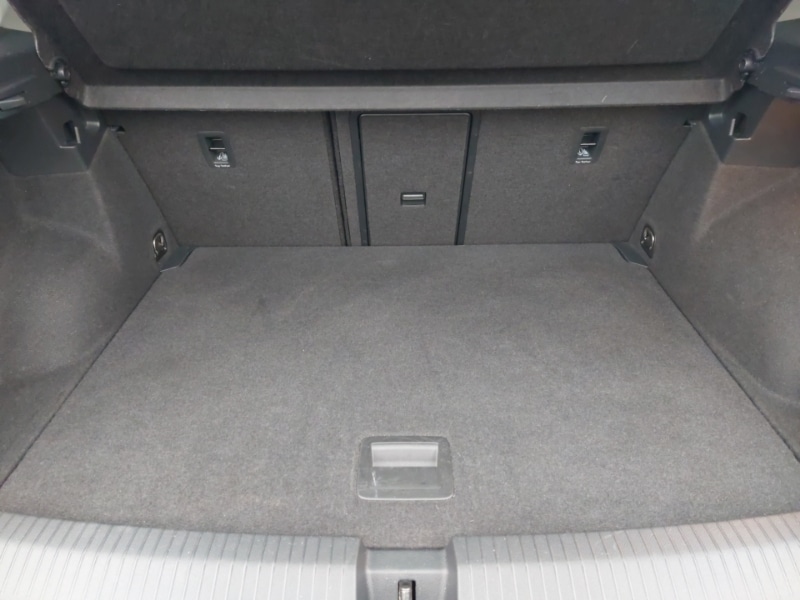 Used Volkswagen T-Roc 2020 for sale - 77047065: Photo 8