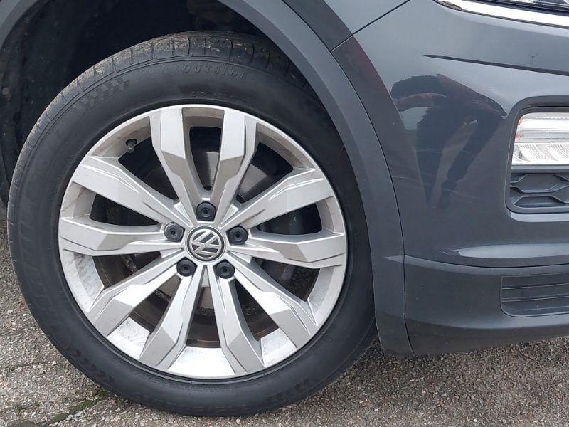 Used Volkswagen T-Roc 2020 for sale - 77047065: Photo 9