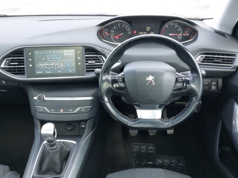 Used Peugeot 308 2018 for sale - 77466373: Photo 7