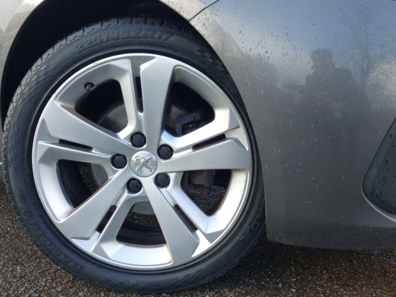 Used Peugeot 308 2018 for sale - 77466373: Photo 9