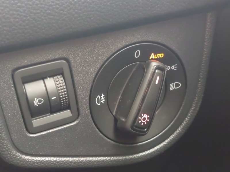 Used Volkswagen Polo 2018 for sale - 78151400: Photo 15