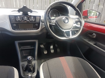 Used Volkswagen up! 2016 for sale - 77024390: Photo