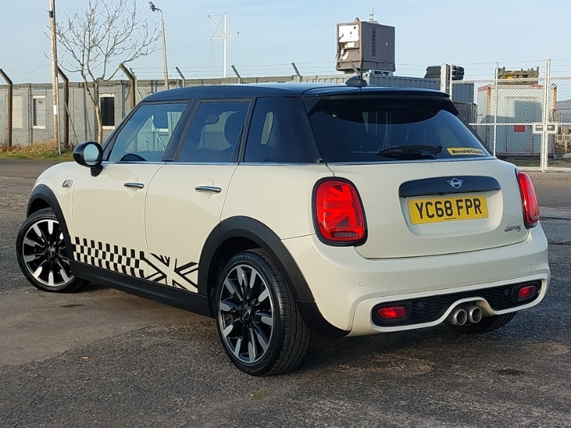Used MINI Cooper 2019 for sale - 78147645: Photo 3