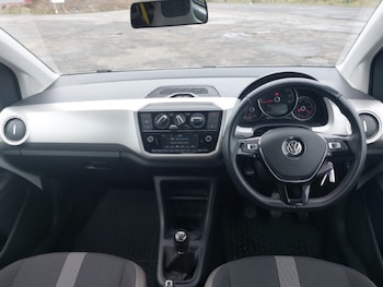 Used Volkswagen up! 2017 for sale - 78211499: Photo