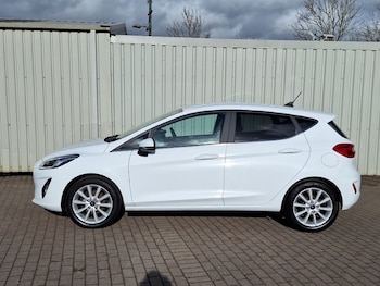 Used Ford Fiesta 2018 for sale - 78300855: Photo