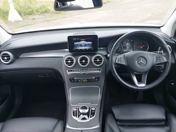 Used Mercedes-Benz GLC 2019 for sale - 78983690: Photo