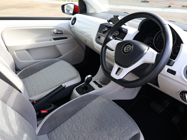 Used Volkswagen up! 2017 for sale - 76226113: Photo 15