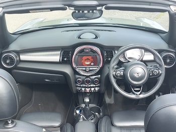 Used MINI Convertible 2019 for sale - 79477227: Photo