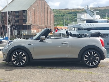 Used MINI Convertible 2019 for sale - 79477227: Photo