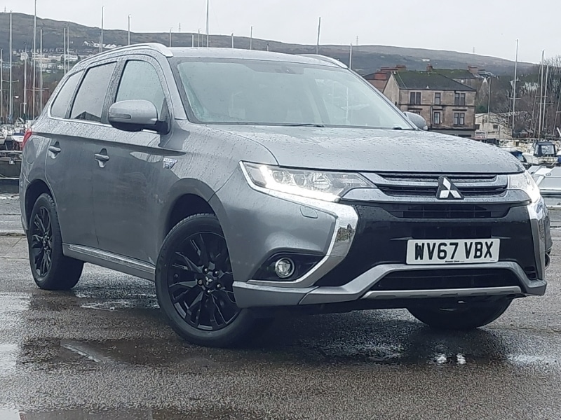 Used Mitsubishi Outlander 2017 for sale - 76855603: Photo 1