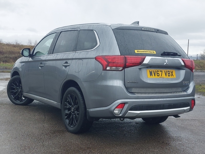 Used Mitsubishi Outlander 2017 for sale - 76855603: Photo 3