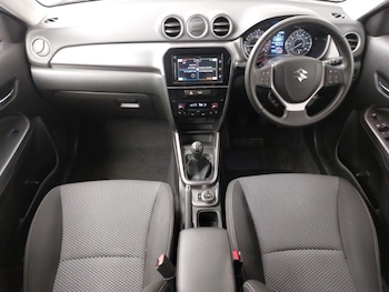 Used Suzuki Vitara 2019 for sale - 76125441: Photo 2