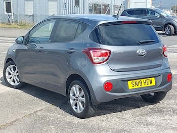 Used Hyundai i10 2019 for sale - 78211497: Photo