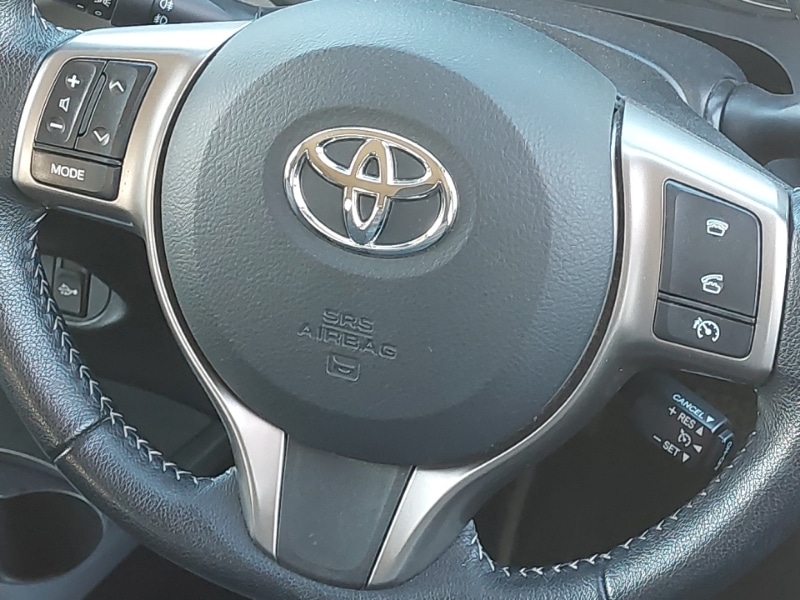 Used Toyota Yaris 2017 for sale - 77062669: Photo 17