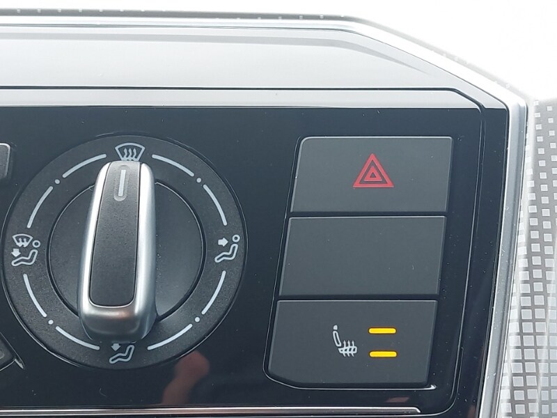 Used Volkswagen up! 2017 for sale - 78125719: Photo 12