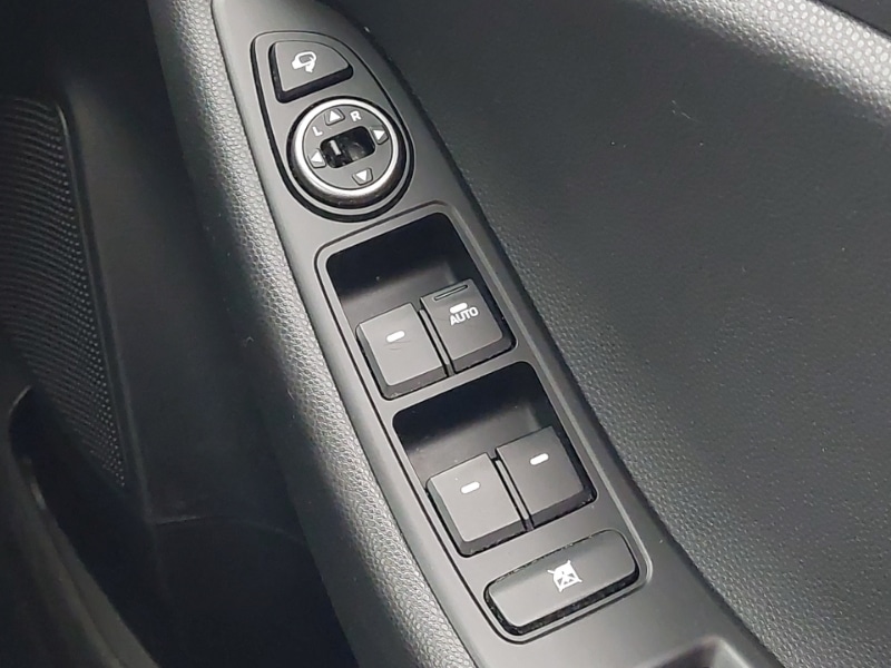 Used Hyundai i20 2018 for sale - 77070265: Photo 19