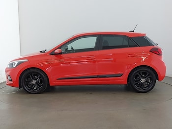 Used Hyundai i20 2018 for sale - 77070265: Photo