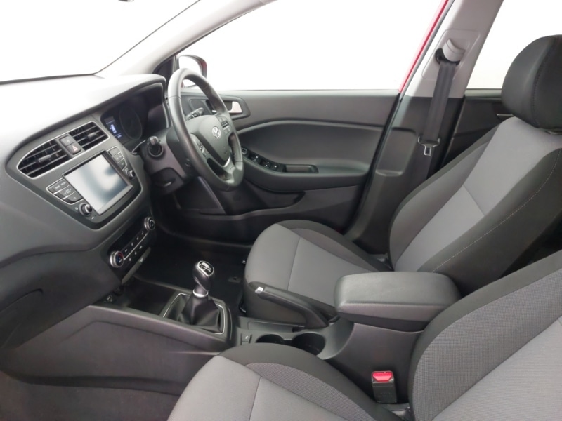 Used Hyundai i20 2018 for sale - 77070265: Photo 5