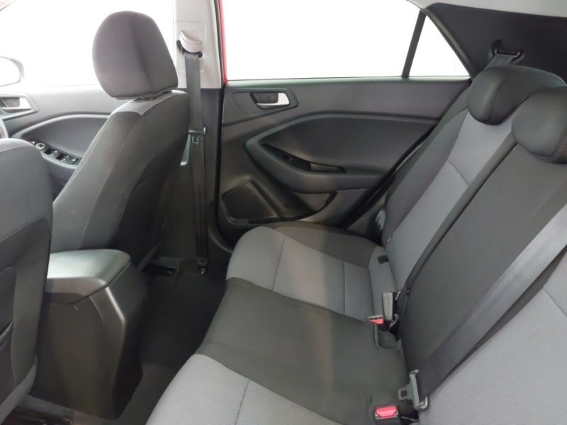 Used Hyundai i20 2018 for sale - 77070265: Photo 6