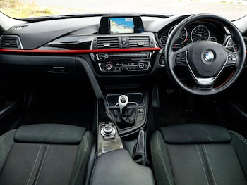 Used BMW 3 Series 2017 for sale - 76213412: Photo