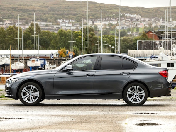 Used BMW 3 Series 2017 for sale - 76213412: Photo 4