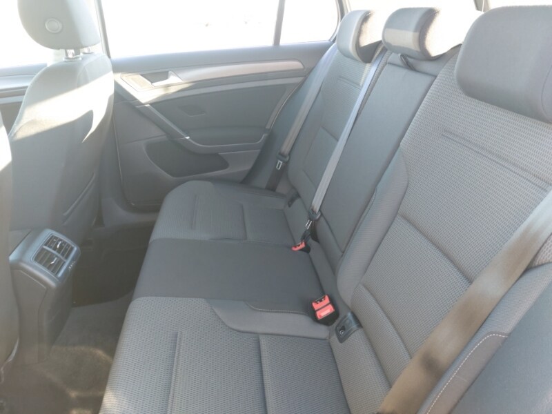 Used Volkswagen Golf 2018 for sale - 77491530: Photo 6